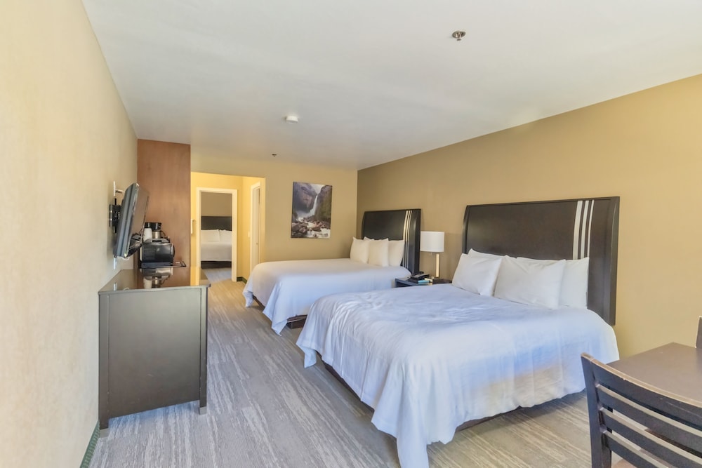 Family Quadruple Room, 1 Bedroom, Non Smoking photo 1