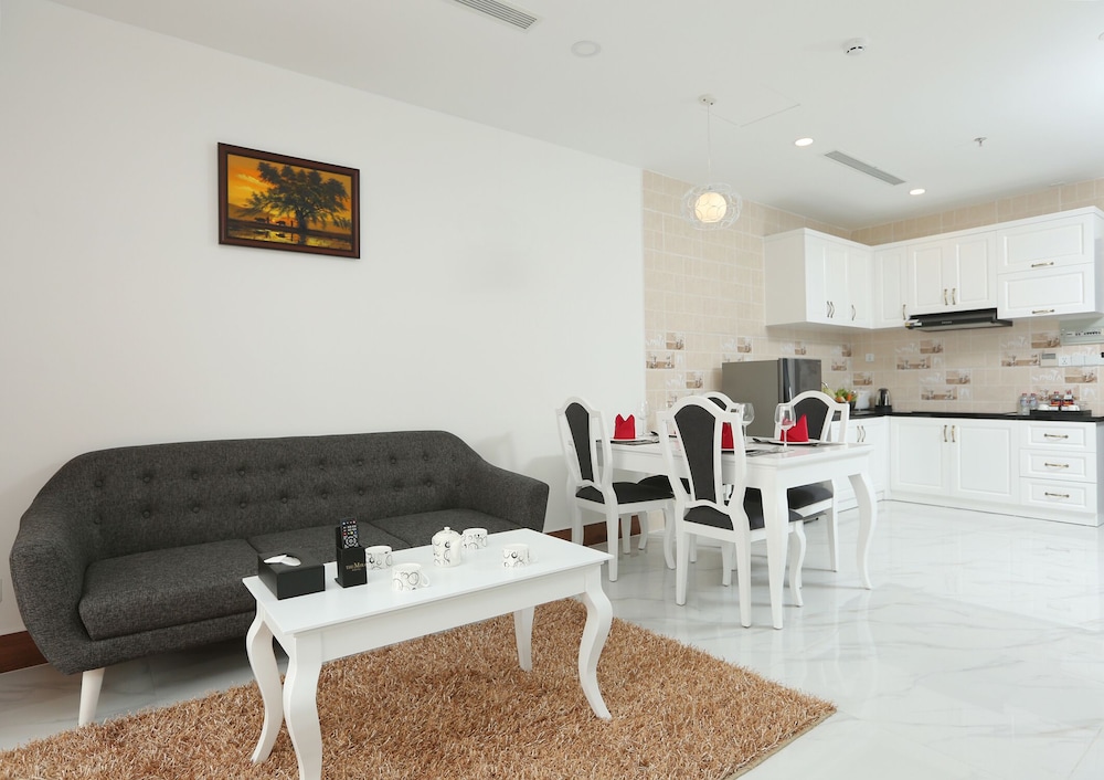 Penthouse Single Room photo 3