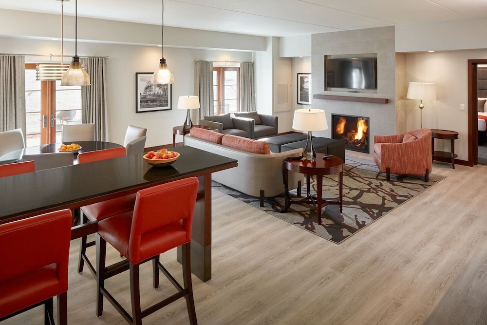 Suite, 4 Bedrooms (Horizon) photo 2