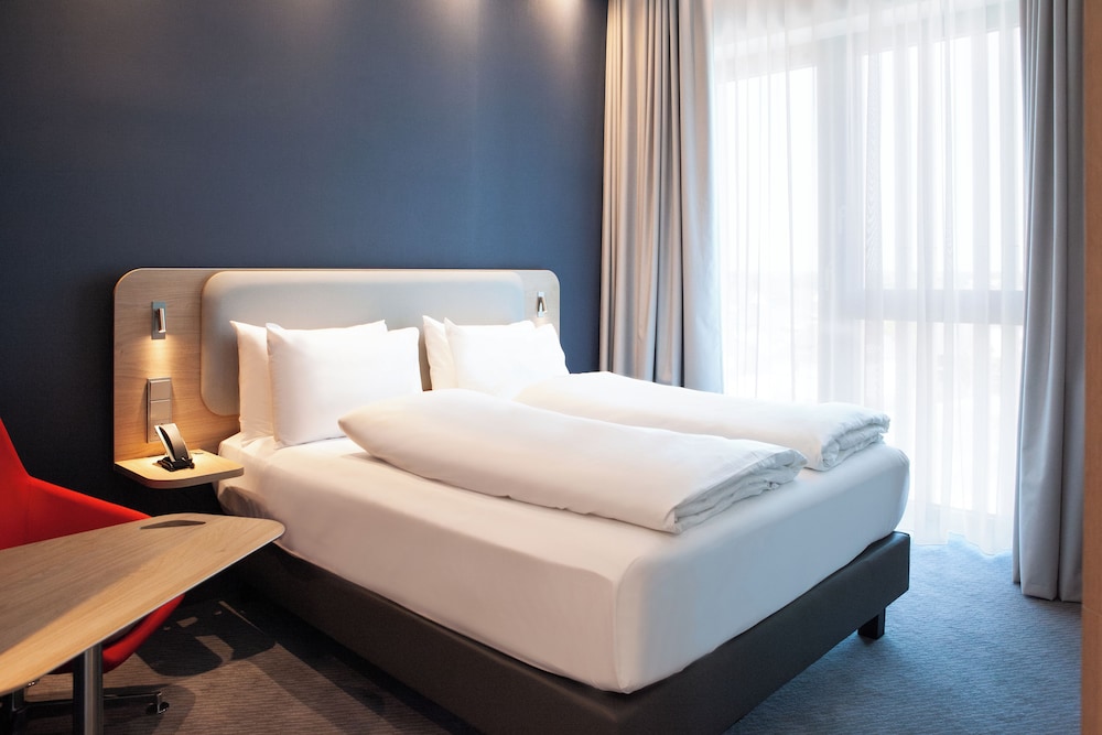 Standard Room photo 2