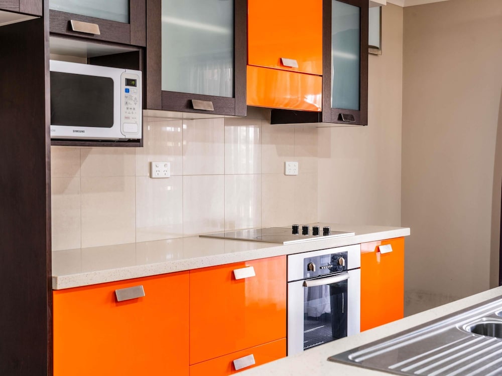 Executive Suite, 2 Bedrooms - Photo 9