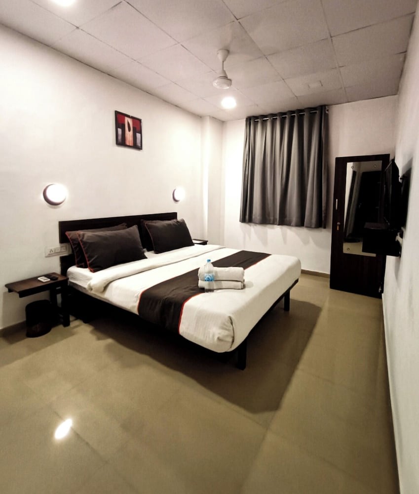 Classic Room - Photo 7