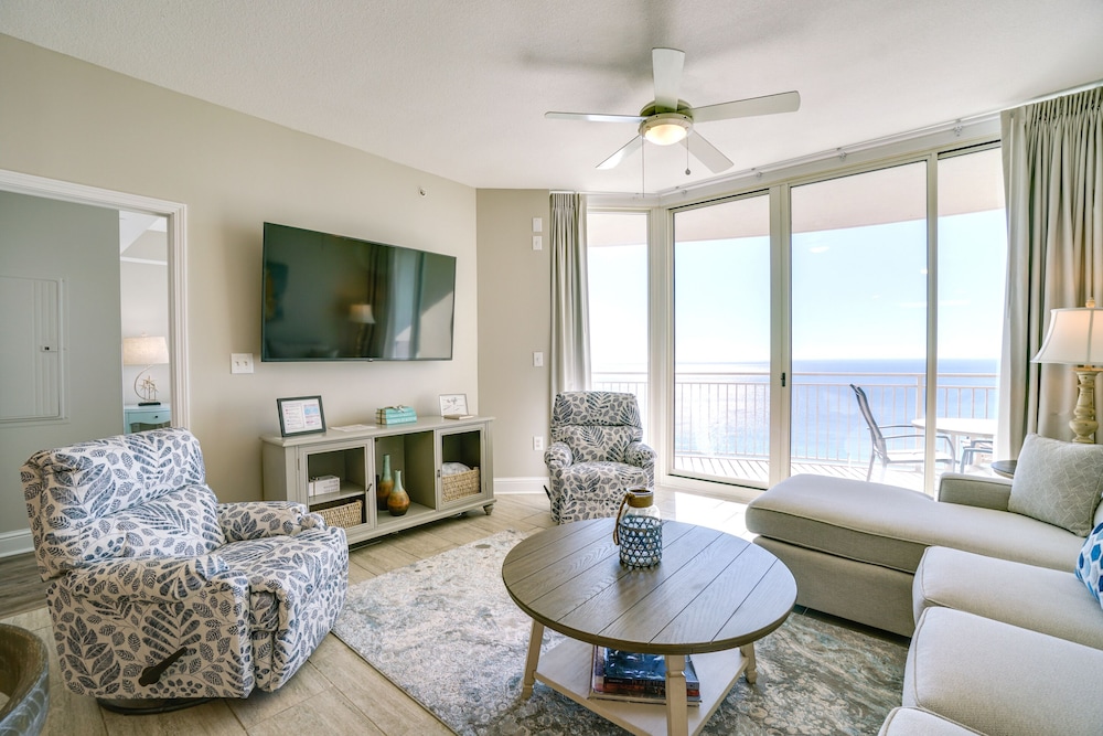 Condo, 3 Bedrooms, Sea View (2009)