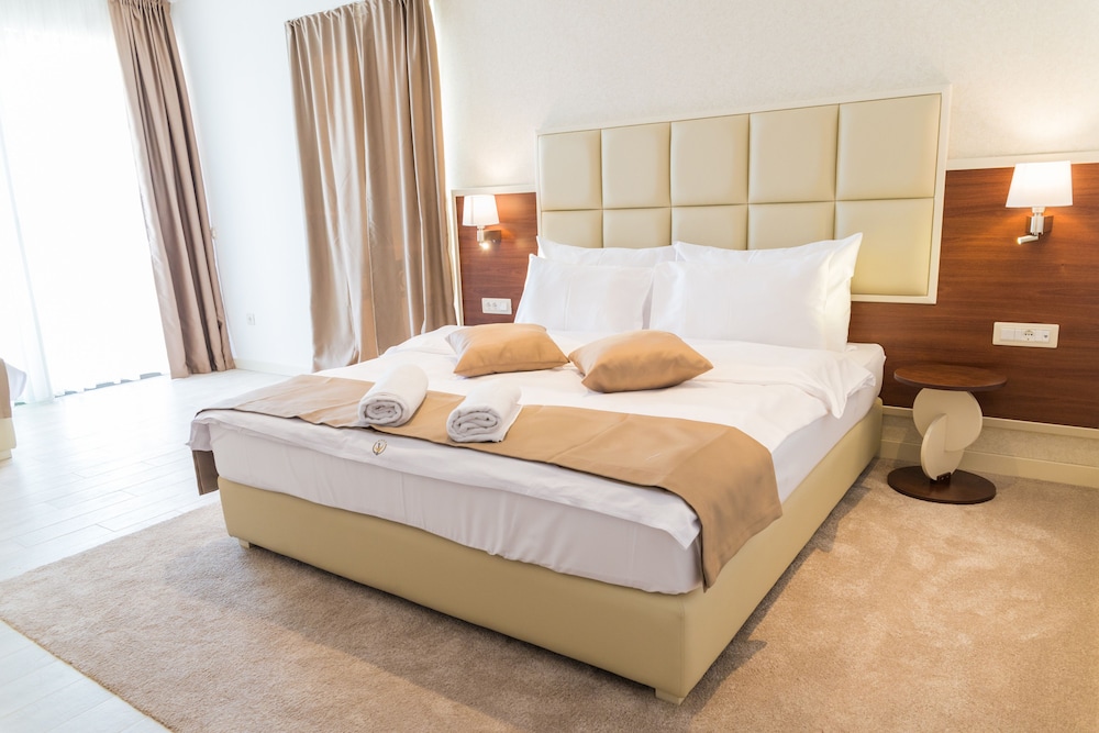 Deluxe Apartment, 2 Bedrooms, Sea View, Sea Facing photo 2