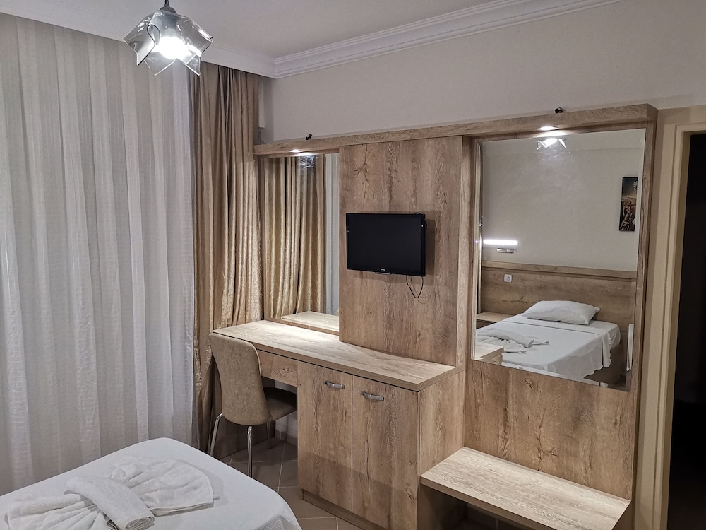 Luxury Suite photo 1