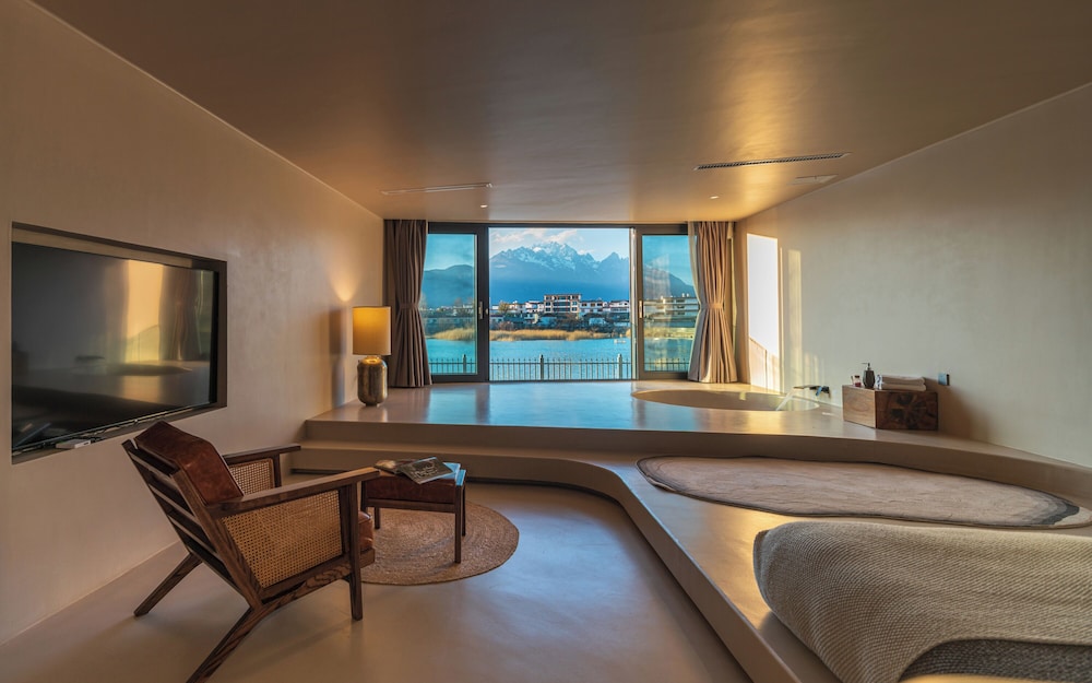 Double Room, Non Smoking, Lake View photo 2