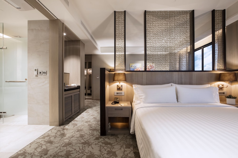 Exclusive Double Room, 1 King Bed (Muslim Friendly)