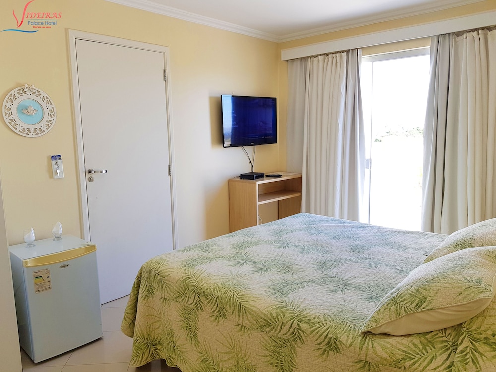 Deluxe Triple Room photo 2