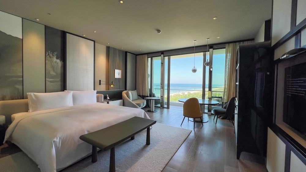 Premier Ocean View King - Photo 3