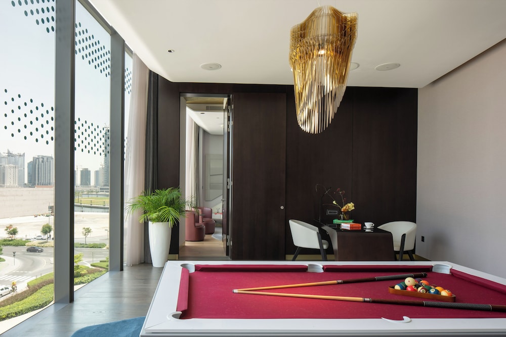 Suite, 2 Bedrooms (Ultimate ME, Lounge & Jacuzzi, 4+2)