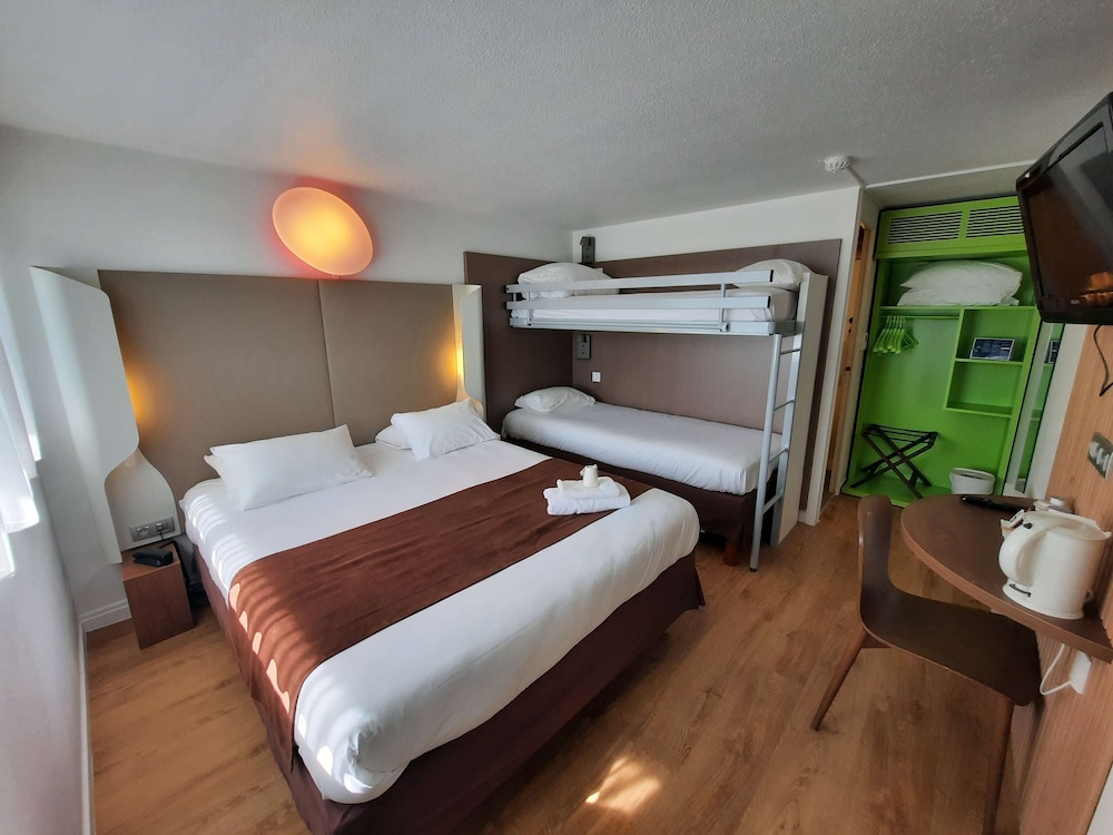 Room, Multiple Beds - Photo 1