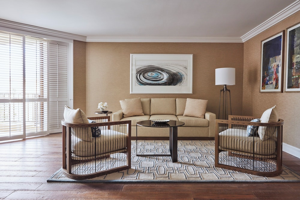 Garden View One Bedroom Suite