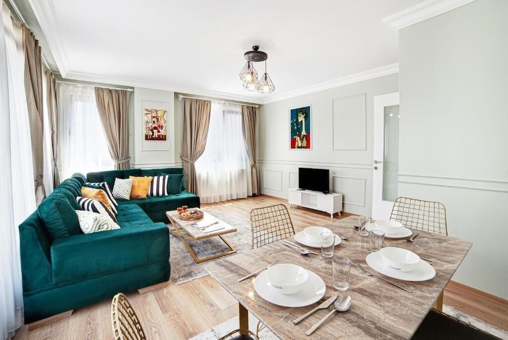 Superior Condo, 1 Bedroom