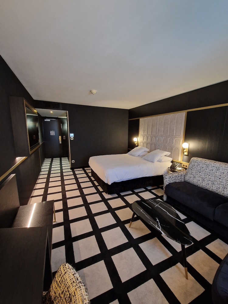 Deluxe Room, 1 Double Bed with Sofa bed photo 3