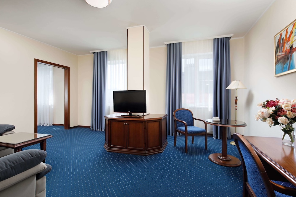 Premium Luxe Room photo 3