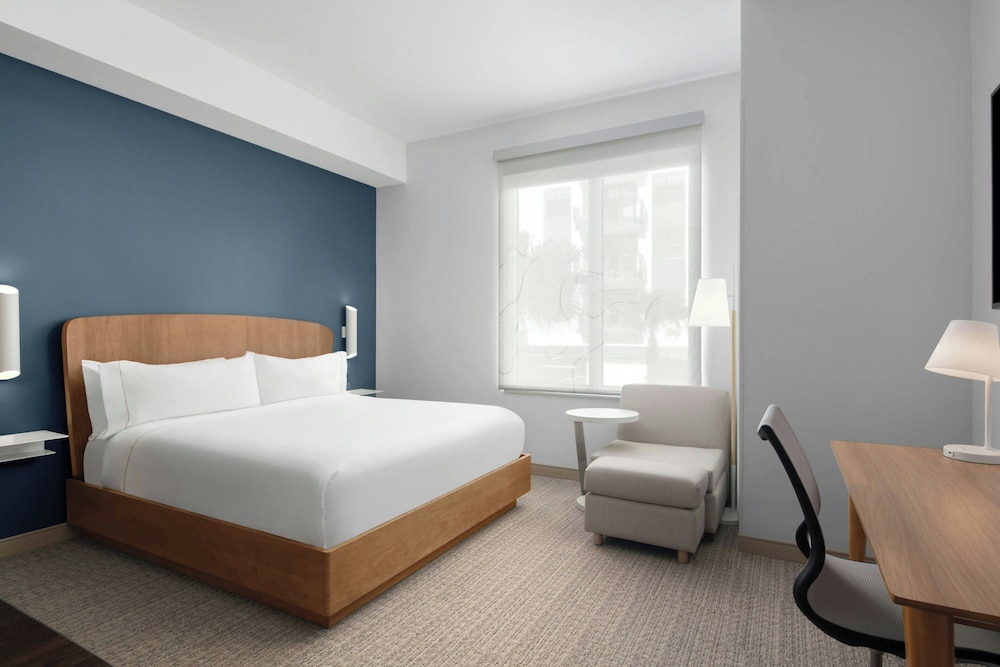Room, 1 King Bed