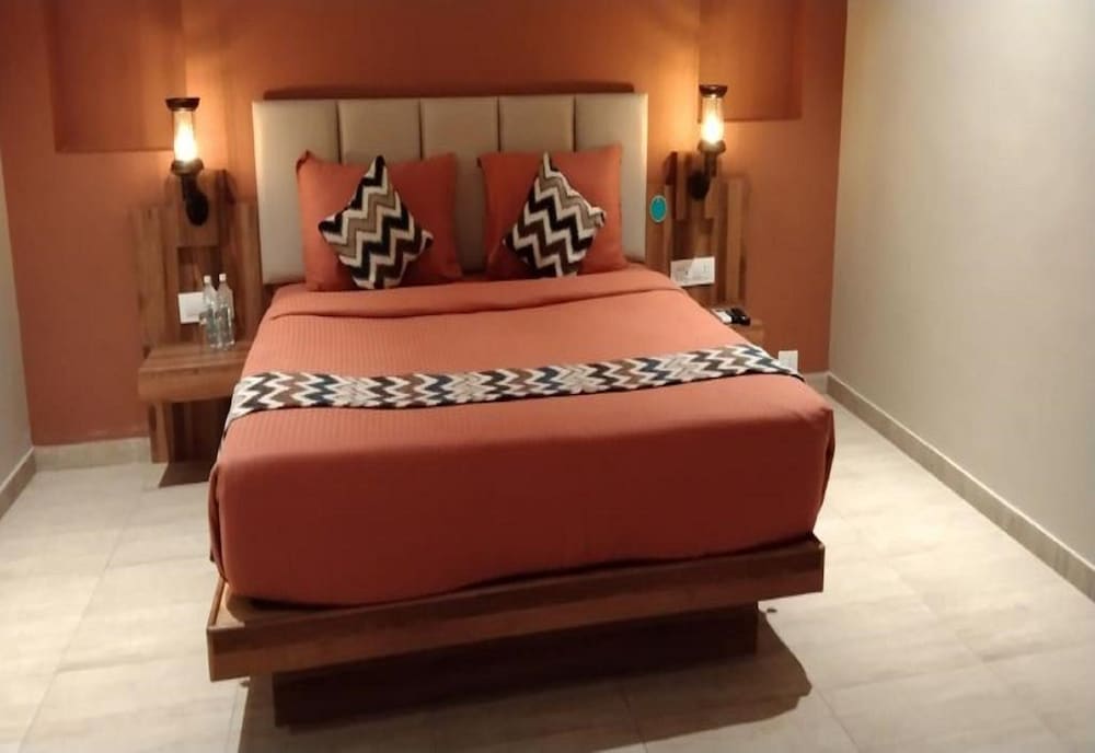 Executive Room - Photo 11