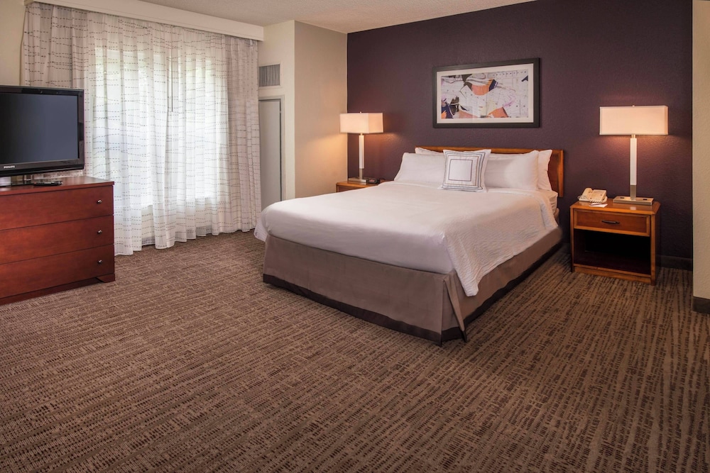 Suite, 1 Bedroom (Hearing Accessible) photo 1