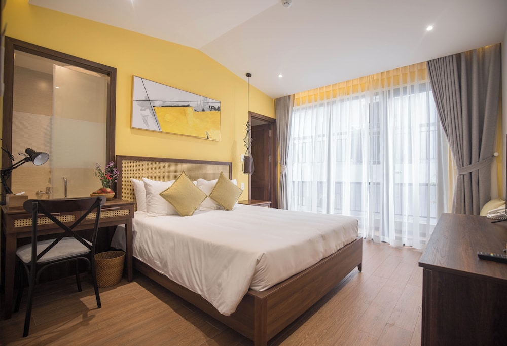 Superior Double Room, Balcony - Photo 2