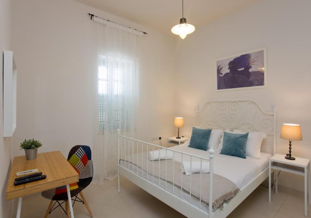 Standard Double Room, 1 Queen Bed photo 3