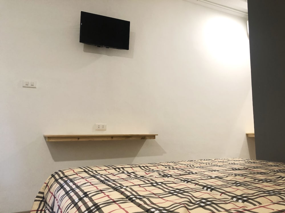 Superior Room, 1 Queen Bed, Garden View - Photo 5