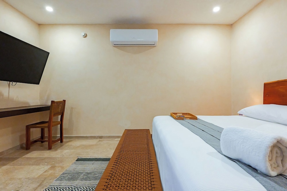 Deluxe Studio Suite