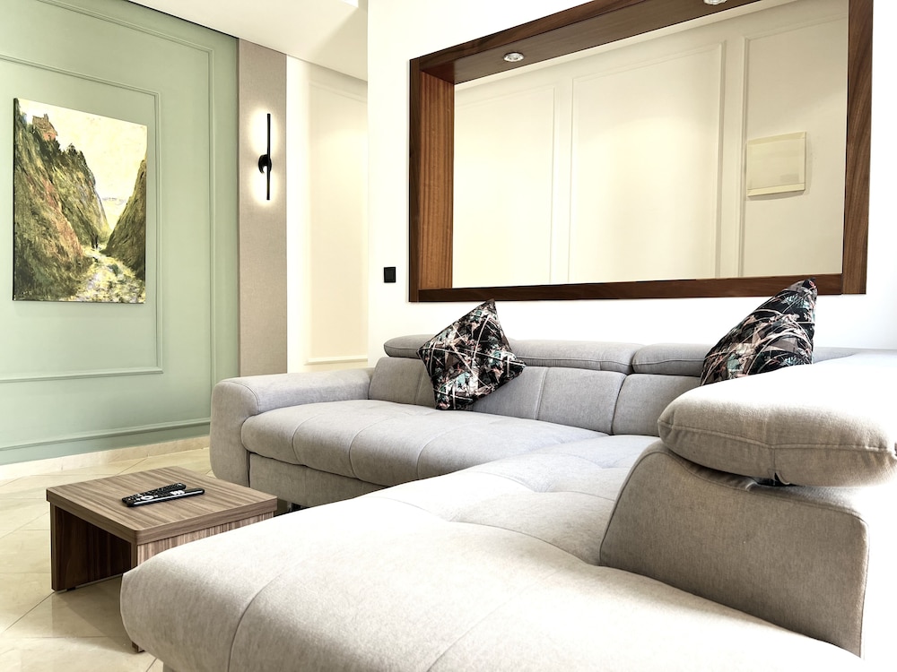 Design Penthouse photo 1
