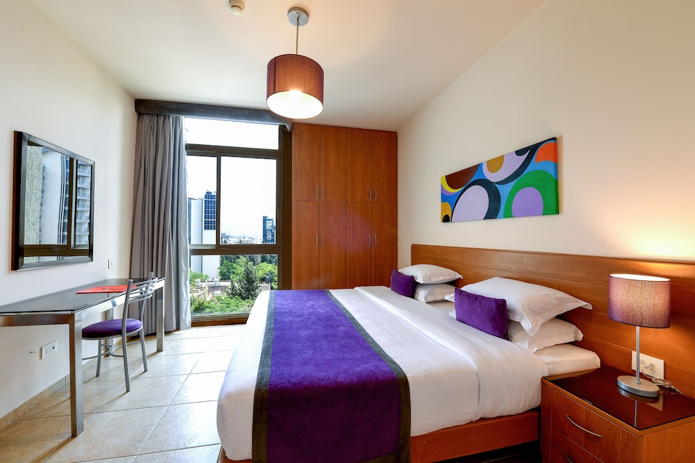 One Bedroom Suite for 3 people photo 1