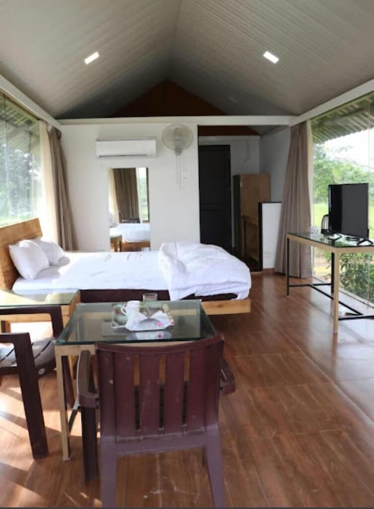 Viceroy Suite