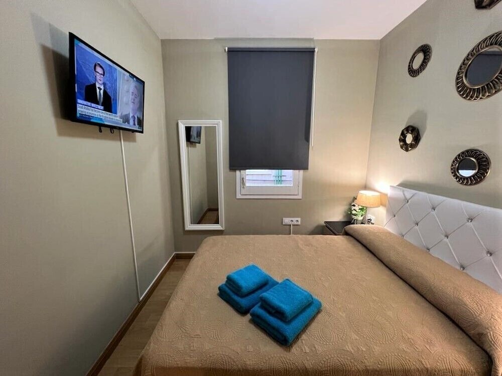 Double Room, Shared Bathroom photo 3