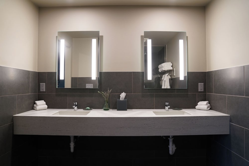 Family Suite - Photo 11