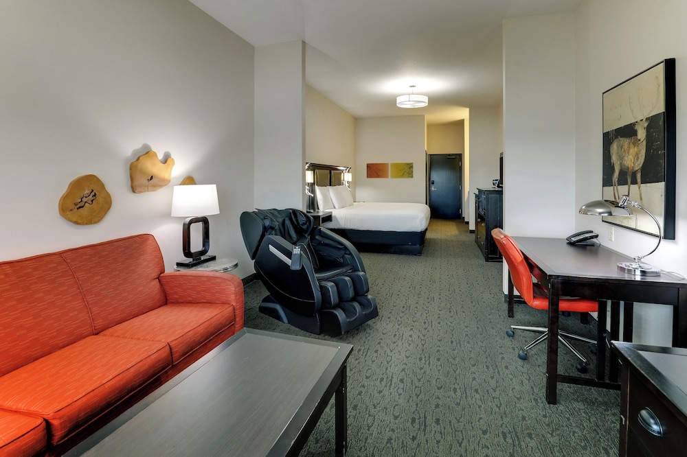 Executive Room, 1 King Bed with Sofa bed photo 1