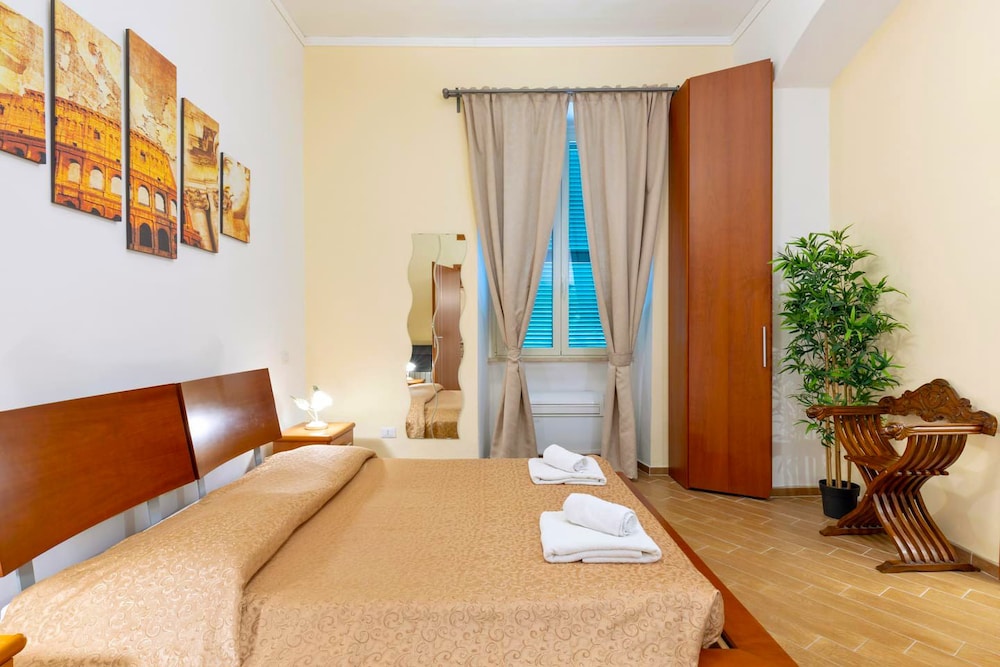 Deluxe Room (Augusto)