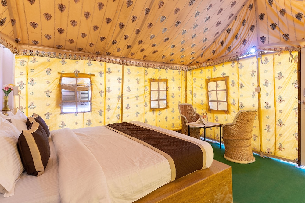 Luxury Swiss Tent - Photo 2