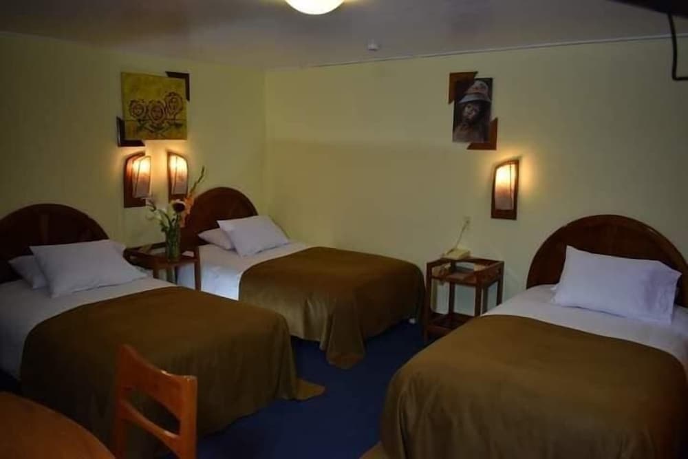 Basic Triple Room photo 1
