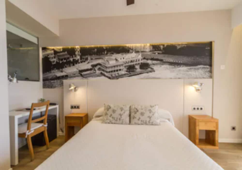 Habitación Doble con Vista al Mar y balcón