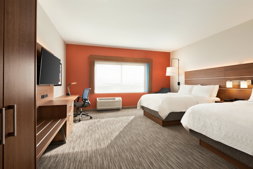 Suite, Multiple Beds