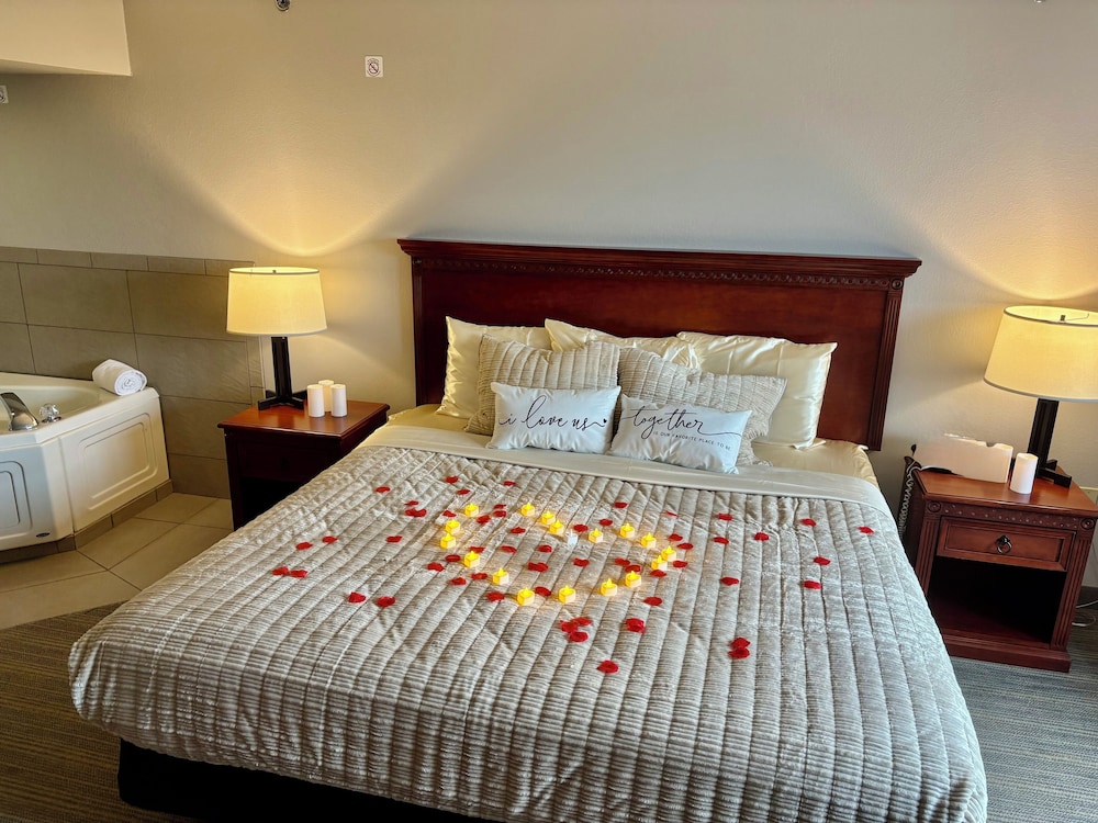 Honeymoon Room photo 3