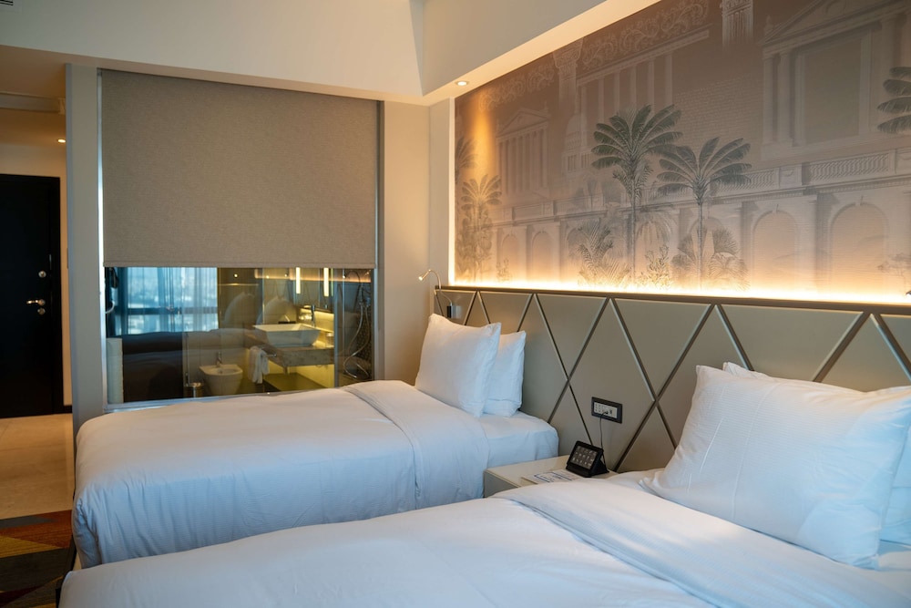 Room, 2 Twin Beds, Accessible - Photo 4