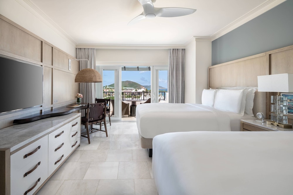 Club Room, 2 Queen Beds, Resort View - Photo 3