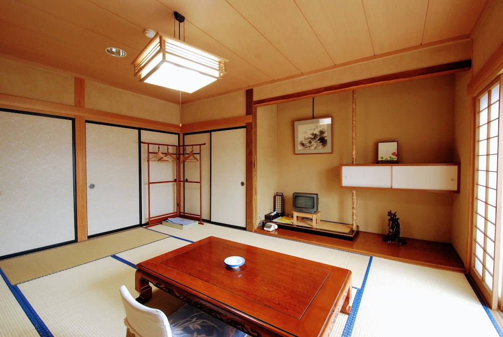日式三人房,Kosha