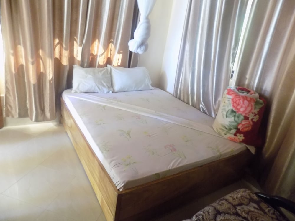 Single Room, Balcony, Garden View photo 1