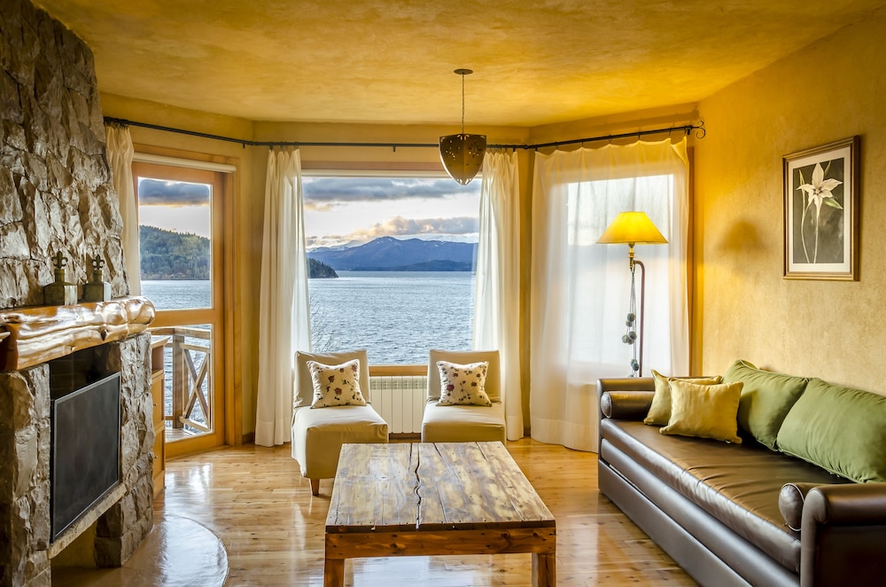 Junior Suite, Lake View (Bosque)