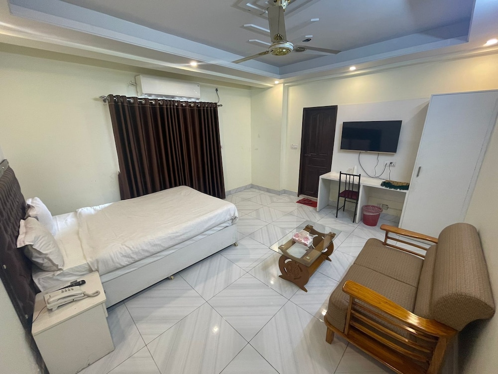 Deluxe Double Room, City View photo 1