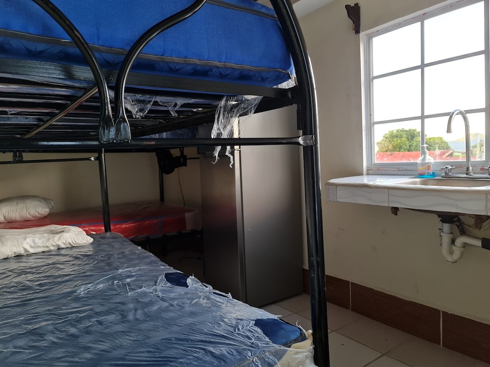 Economy Shared Dormitory, Mixed Dorm, Shared Bathroom photo 1