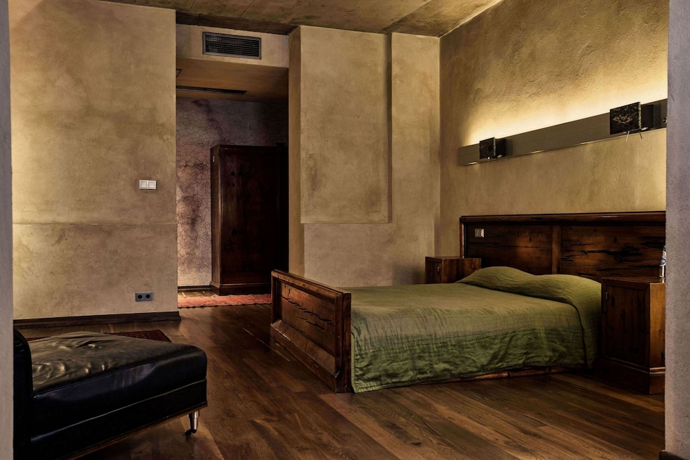 Apartment - Photo 2