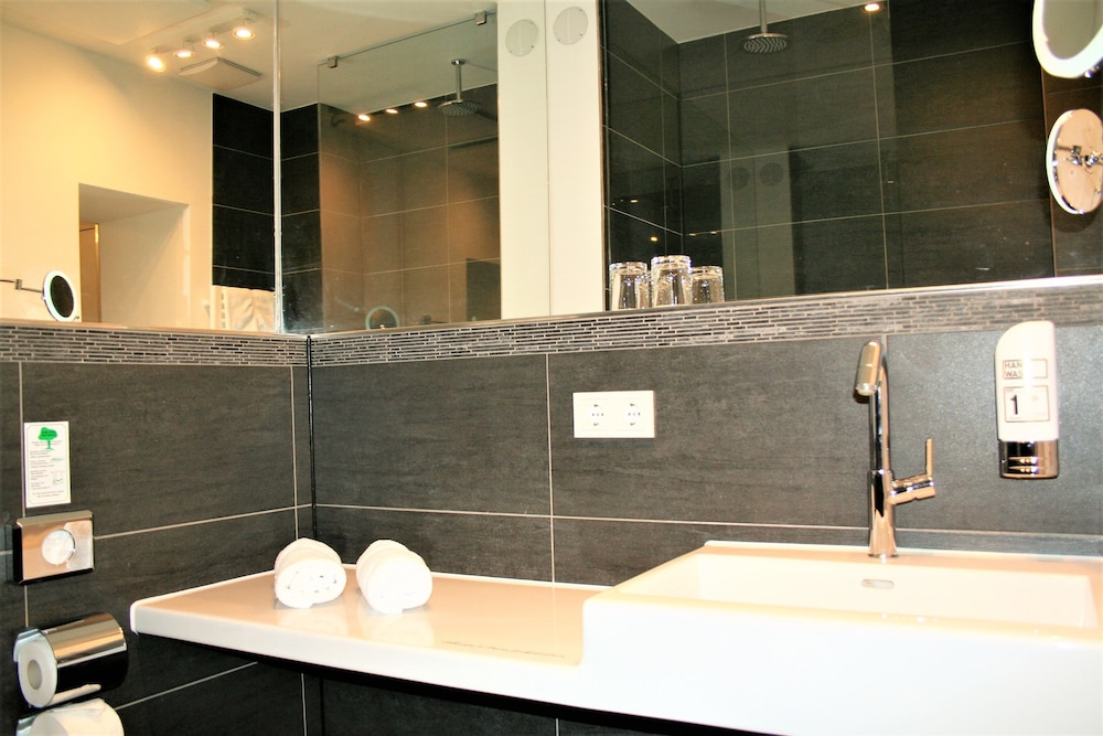 Suite (Valentine) - Photo 7