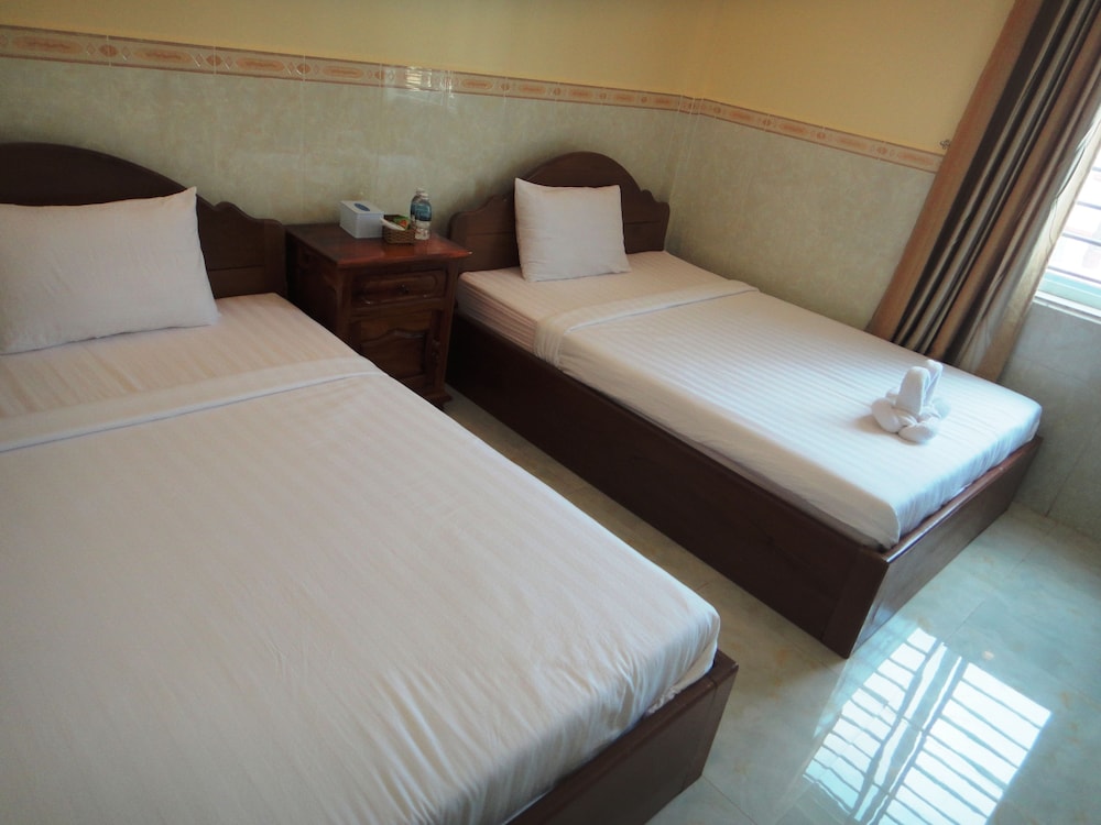 Superior Twin Room (with AC)