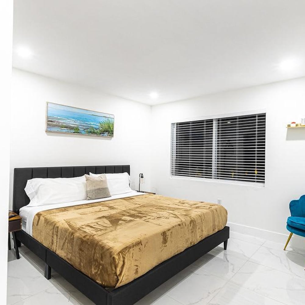 Fresh Luxe Villa w Heated Pool Grill Chill Spots, Billede 10