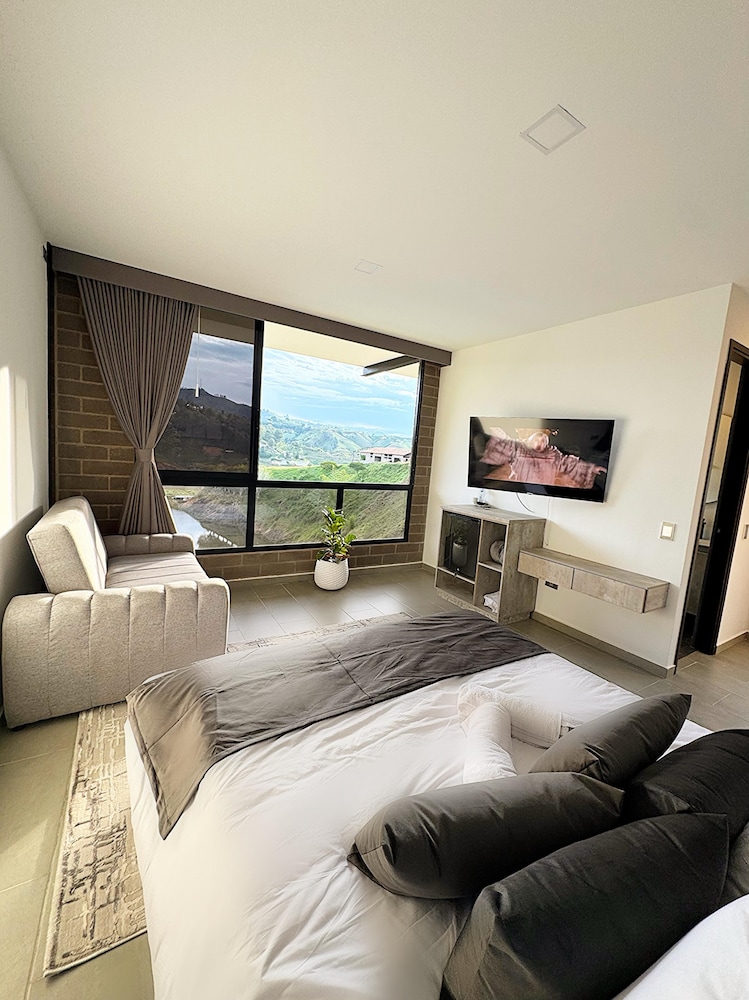 Family Studio Suite photo 3